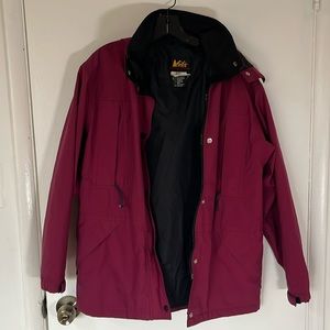 REI Women’s Vintage Gore-Tex Jacket size 10 hooded